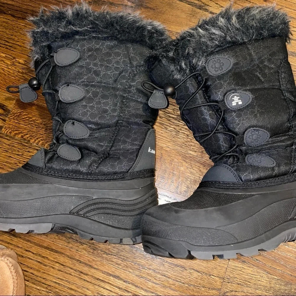 Kamik snow boots 🥾 ❄️size 3